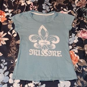 Girl's shirt